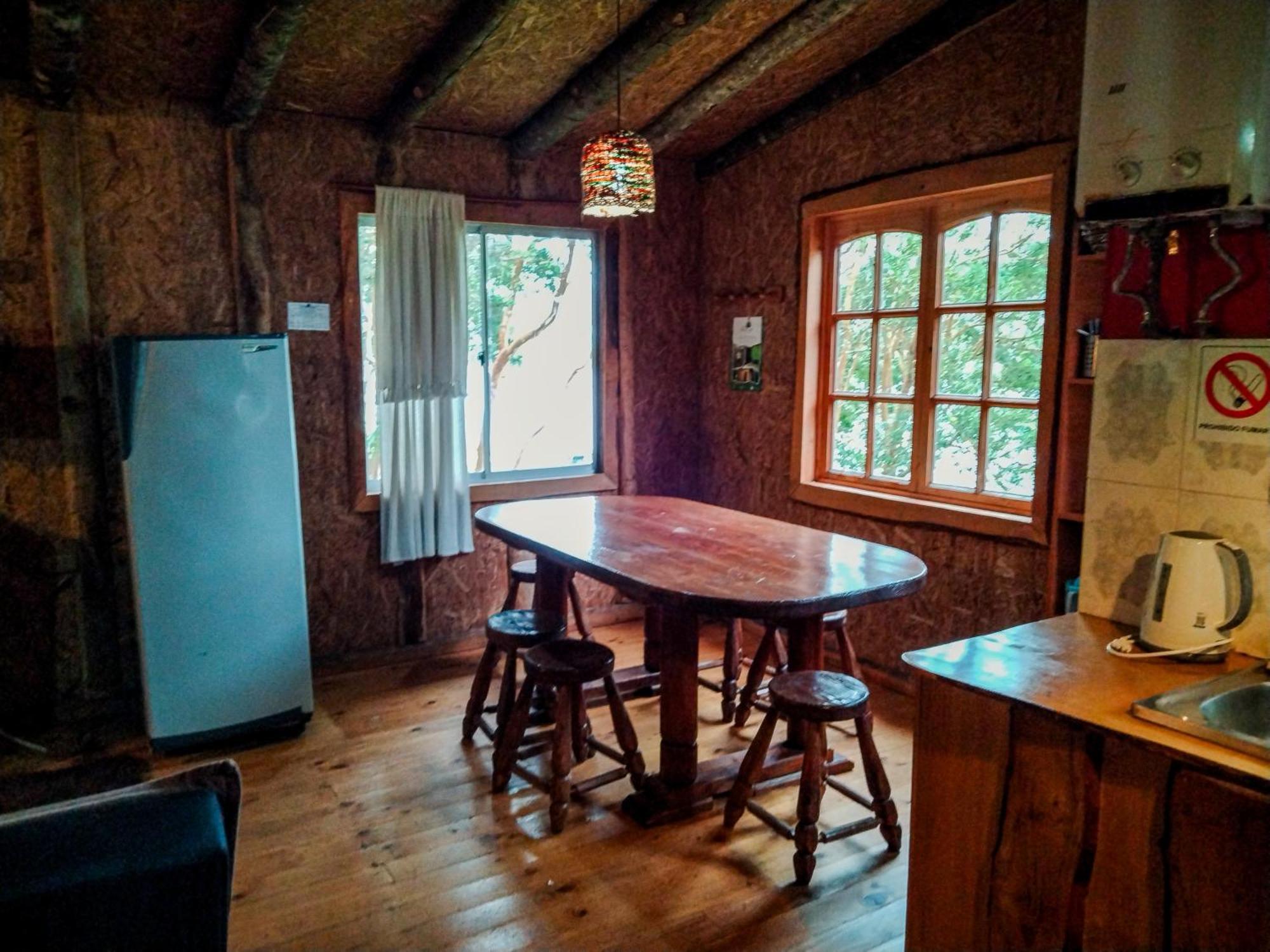 Cucao Hostal & Cabanas Luna Del Sur מראה חיצוני תמונה